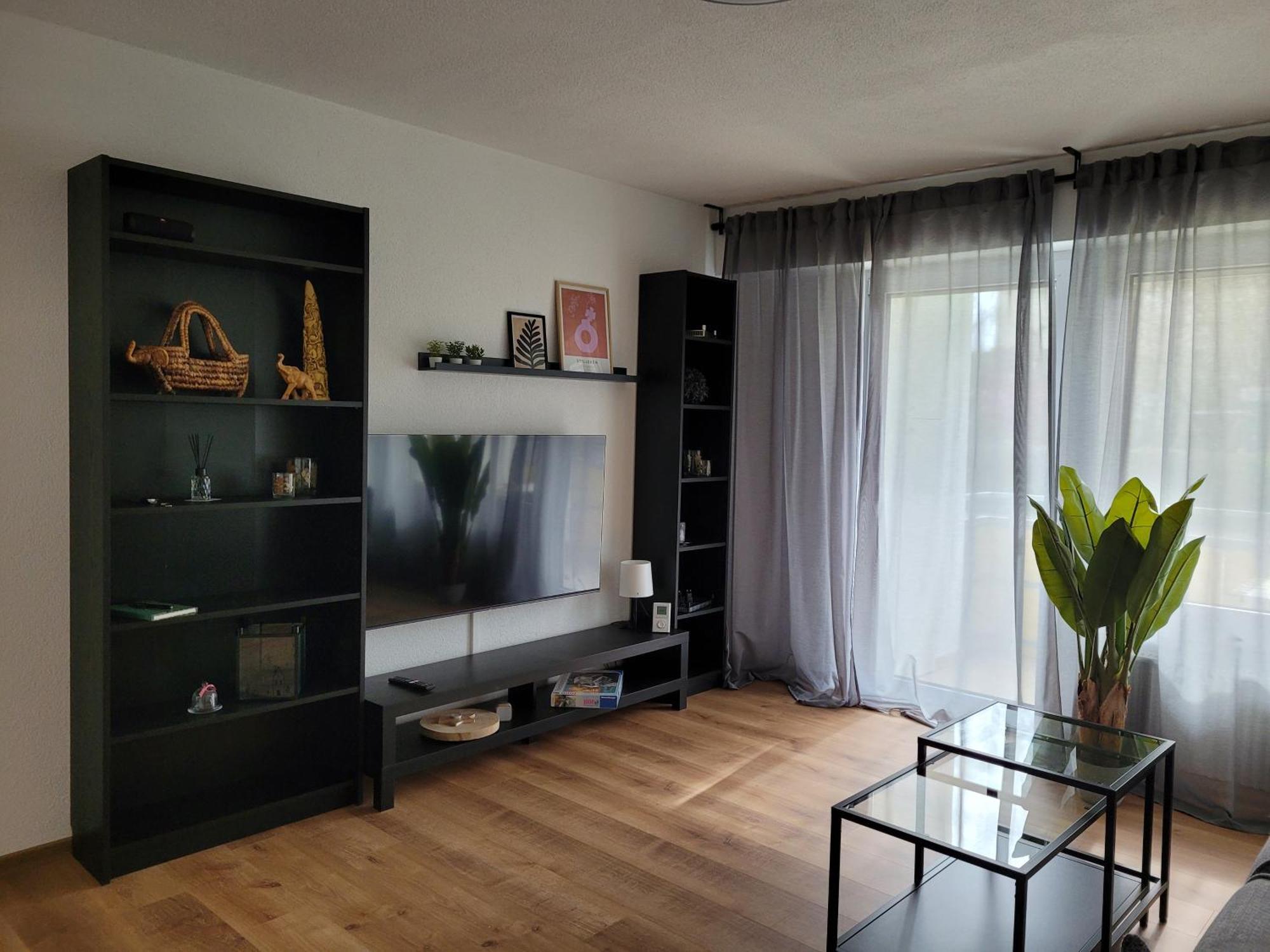 Living Flat, Eine Wohnung Mit Zwei Schlafzimmern Und Balkon Шорндорф Екстер'єр фото